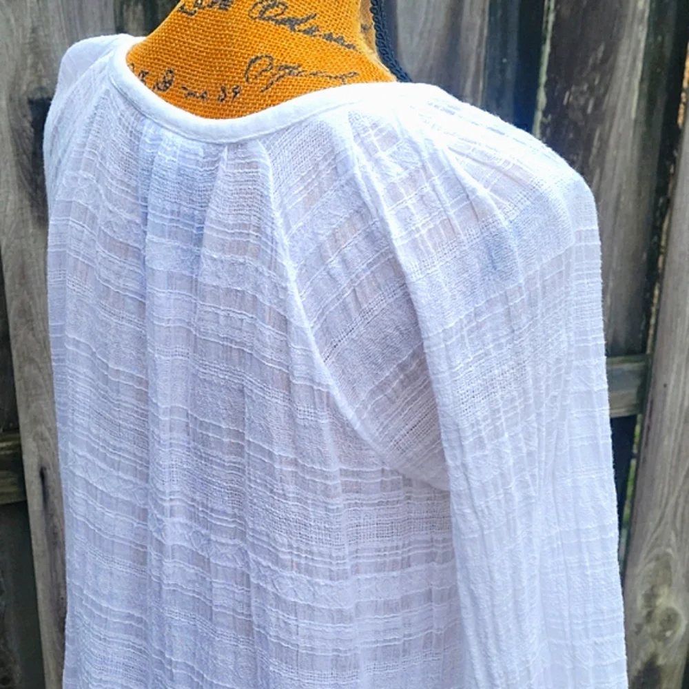 Liz Lange 100% Cotton Gauze Maternity Top